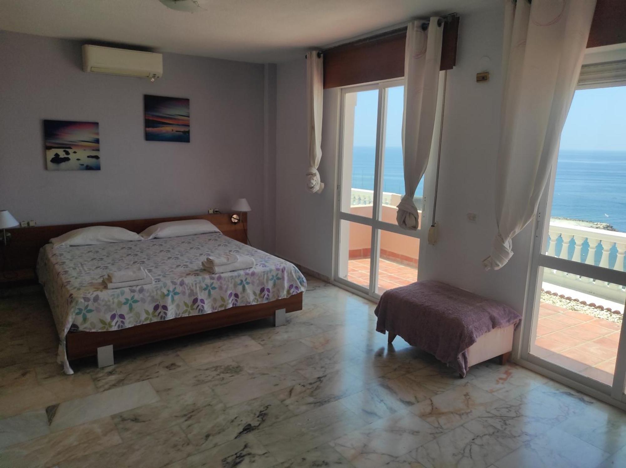 Magnificent 5 Bedroom In Front Villa Malaga